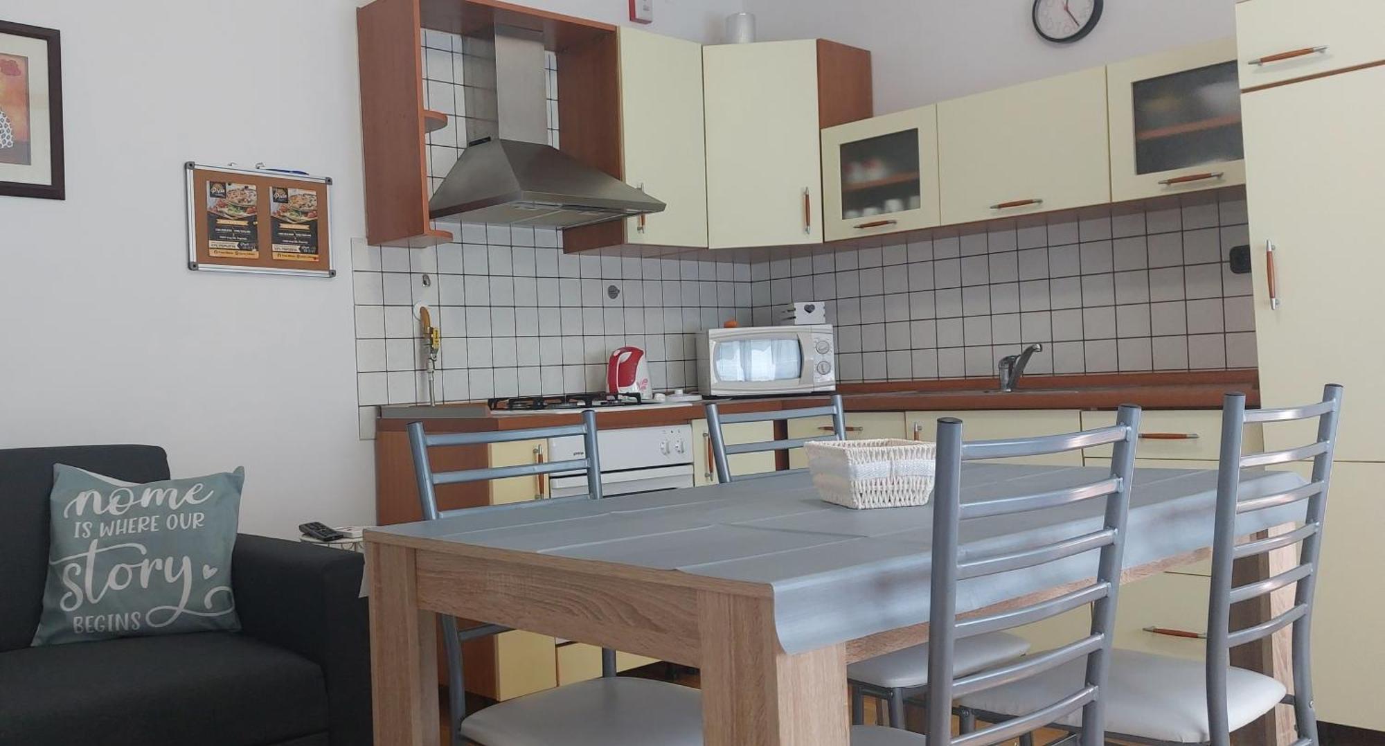 Apartman Excellent - Kuca Za Odmor U Zupanji -Natkriveno Parkirno Mjesto Zupanja Bagian luar foto