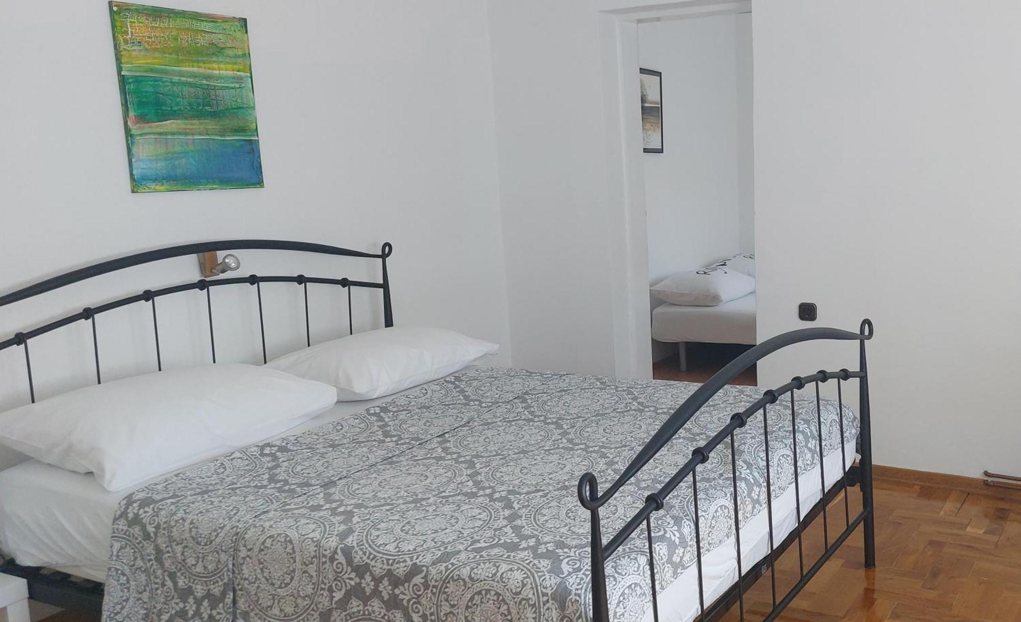 Apartman Excellent - Kuca Za Odmor U Zupanji -Natkriveno Parkirno Mjesto Zupanja Bagian luar foto